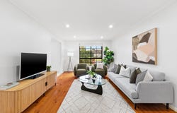 4 Gaze Court, Mill Park, Vic 3082