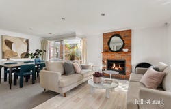 15 Park View Drive, Carnegie, Vic 3163