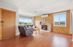15 Delange Place, Claremont, Tas 7011