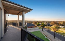 16 Arilpa Court, Kangaroo Flat, Vic 3555