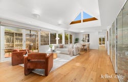 10 Blenheim Avenue, Mont Albert, Vic 3127
