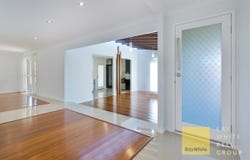 9 Essendon Close, Arundel, Qld 4214