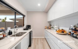 14 Lockerbie Street, Kalkallo, Vic 3064