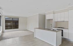 2 Jerrys Way, Somerville, Vic 3912