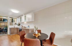 8/18 Broadway, Bonbeach, Vic 3196