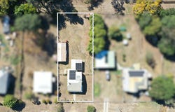 42 Gordon Lane, Walterhall, Qld 4714