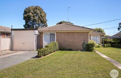 44 Willow Grove, Wendouree, Vic 3355