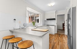 65 Eldershaw Drive, Forest Hill, NSW 2651