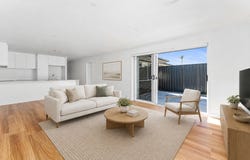 11a Waverley Road, Mannering Park, NSW 2259
