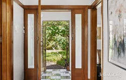 8 Oakwood Avenue, Brighton, Vic 3186