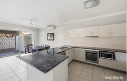 6/214 Oaka Street, South Gladstone, Qld 4680
