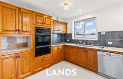 17 Schuit Crescent, Pooraka, SA 5095