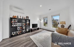 5 Edwin Close, Manor Lakes, Vic 3024