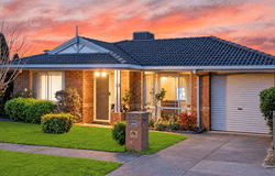 34 Orama Avenue, Carrum Downs, Vic 3201