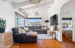 3 Hollywood Avenue, Ulladulla, NSW 2539