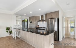 4 Vignerons Loop, Hocking, WA 6065