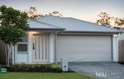 6 Binking Street, Ripley, Qld 4306