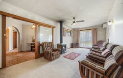 209 Howe Street, Miners Rest, Vic 3352