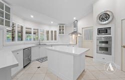 38 Stockmans Close, Oakford, WA 6121