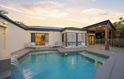 4 Worthing Court, Arundel, Qld 4214