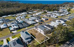 49 Nethercote Street, Mollymook, NSW 2539