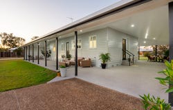 19C Low Street, Kensington, Qld 4670