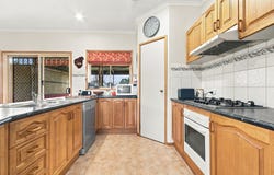 37 Hoopers Road, Rosedale, Vic 3847