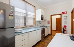 33 Gordon Avenue, Hamilton, NSW 2303