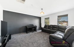 23 Calluna Way, Forrestfield, WA 6058