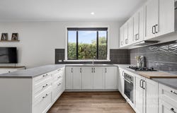 13 Hackett Road, Harvey, WA 6220