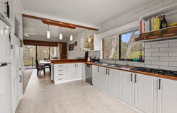 105 Old Dry Creek Road, Bonnie Doon, Vic 3720