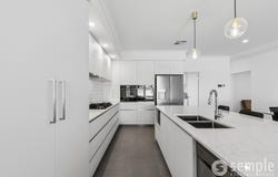 42 Hibiscus Street, Hammond Park, WA 6164