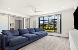 12 Woodford Avenue, Warilla, NSW 2528