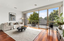 3/2 Hornby Street, Brighton East, Vic 3187