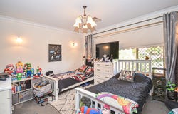4 Carnegie Place, Greenfields, WA 6210