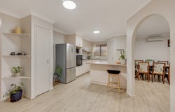 545 Greenwattle Street, Glenvale, Qld 4350