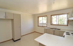 36 Pridham Street, Cowra, NSW 2794