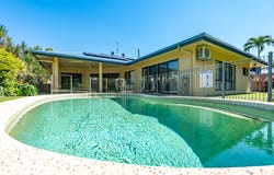 44 Holland St, Wongaling Beach, Qld 4852