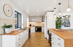 2 Dengate Crescent, Moss Vale, NSW 2577