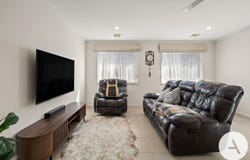 6 Dymphna Place, Franklin, ACT 2913