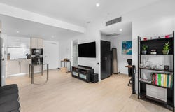 802/95 Linton Street, Kangaroo Point, Qld 4169