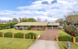 10483 New England Highway, Highfields, Qld 4352