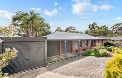 9 Salerno Court, Woodcroft, SA 5162