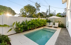 63 Gordon Street, Labrador, Qld 4215