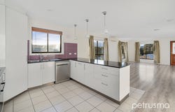 332 Redwood Road, Kingston, Tas 7050