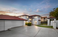 16 Knightsbridge Place, Bridgeman Downs, Qld 4035