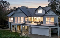 6 Roderic Crt, Mount Lofty, Qld 4350