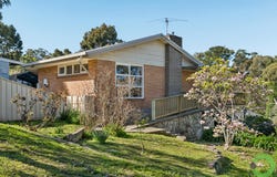 17 Roseberry Avenue, Eden Hills, SA 5050
