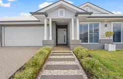 4 Caraway Court, Nikenbah, Qld 4655