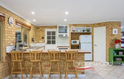 5 Hobbit Glade, Mundaring, WA 6073